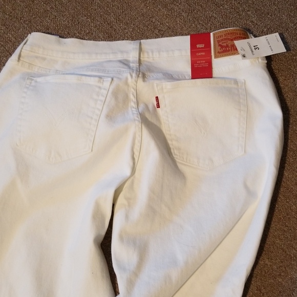 Capri's - Picture 2 of 3